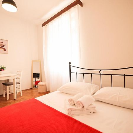 Cozy Studio Apartments In City Centar Stosija Zadar Buitenkant foto
