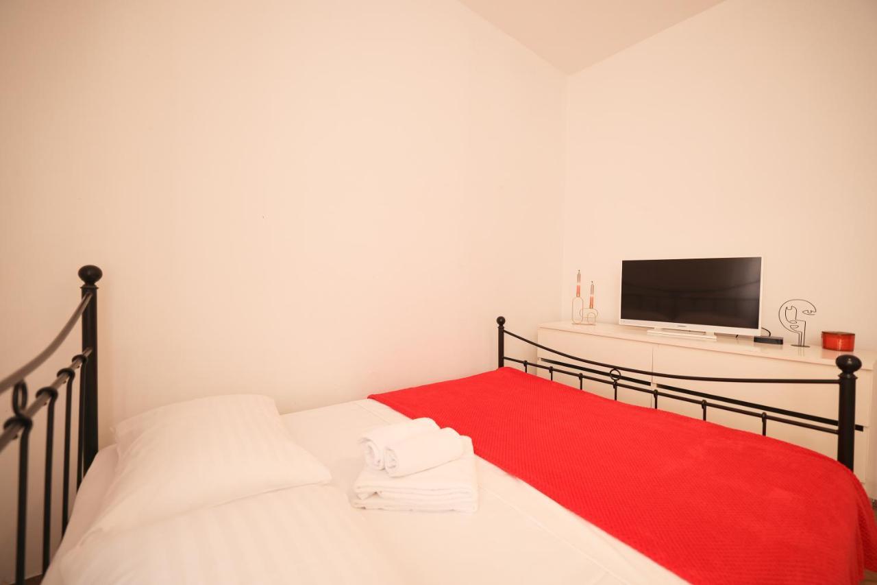 Cozy Studio Apartments In City Centar Stosija Zadar Buitenkant foto