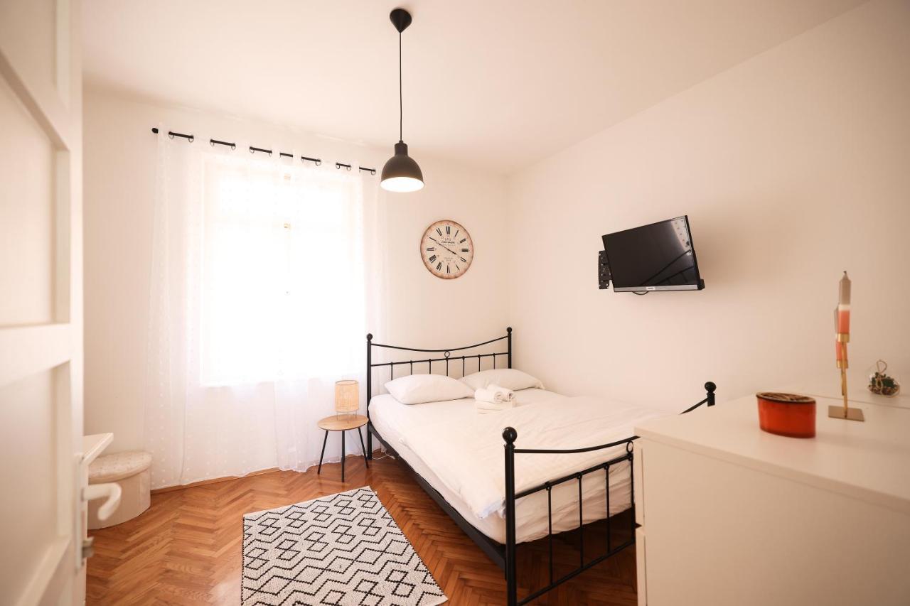 Cozy Studio Apartments In City Centar Stosija Zadar Buitenkant foto