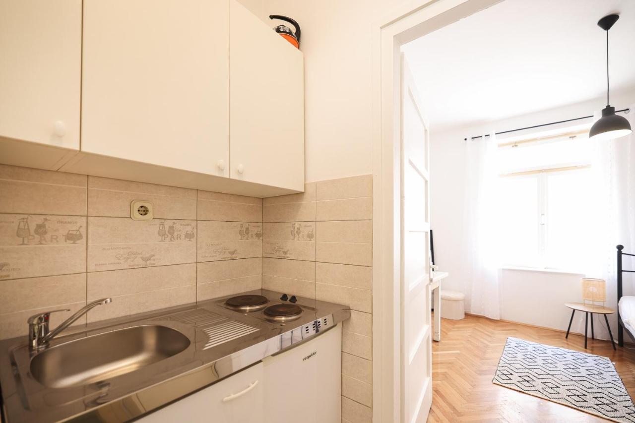 Cozy Studio Apartments In City Centar Stosija Zadar Buitenkant foto