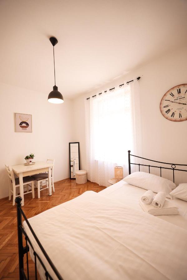 Cozy Studio Apartments In City Centar Stosija Zadar Buitenkant foto